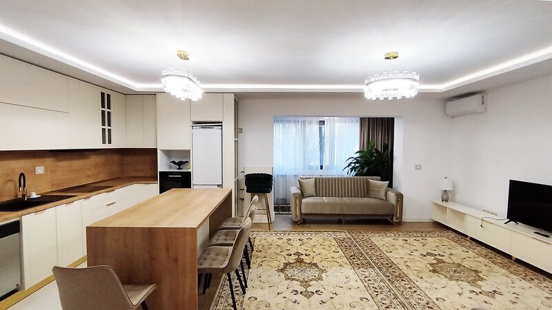 Baneasa - Horia Macelariu Inchiriere apartament 3 camere, decomandat,